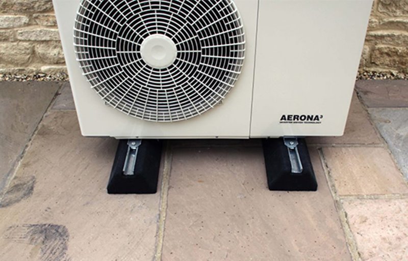 Grant Aerona³ Range of Heat Pump Accessories | Grant Ireland