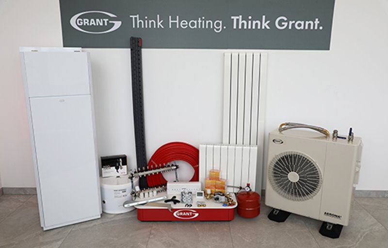 Package 2 Example – Heat pump, Cylinder, underfloor heating & aluminium radiator combination.