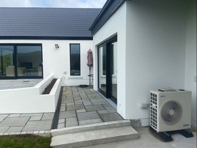 Impressive Westport new build installs two Grant Aerona³ heat pumps